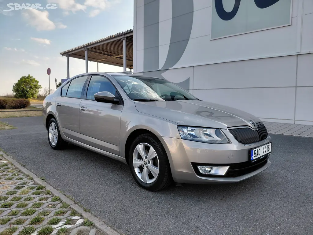 Škoda Octavia, 1.6TDI 4x4 2.MAJ EXTRA PĚKNÁ